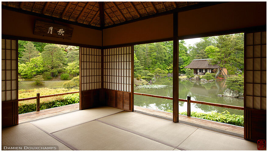 Pavilion with a view on the main pond in Katsura Rikyu imperial villa, Kyoto, Japan