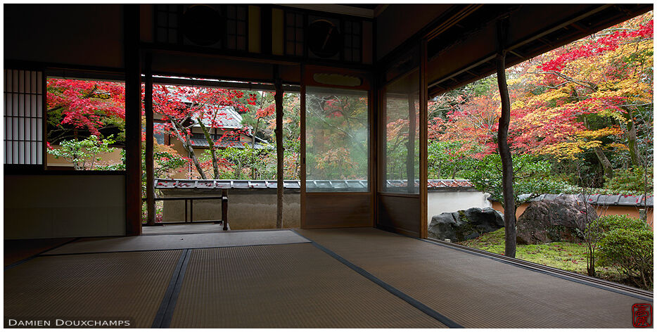 Tea room and autumn foliage, Shodensan-so, Kyoto, Japan