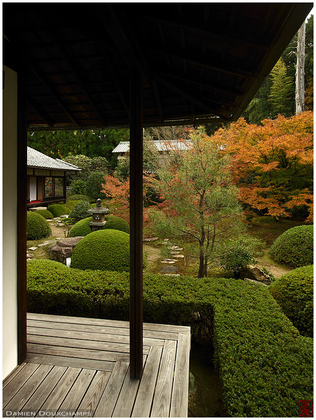 Terrace and garden in Unryu-in temple, Kyoto, Japan