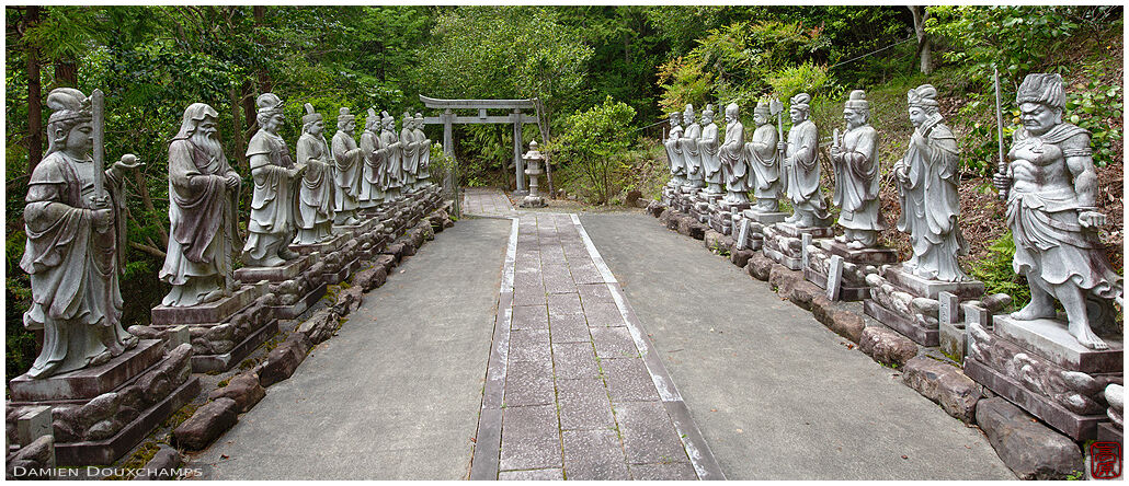 Rows of deities statues in Shippo-ji temple, Osaka, Japan