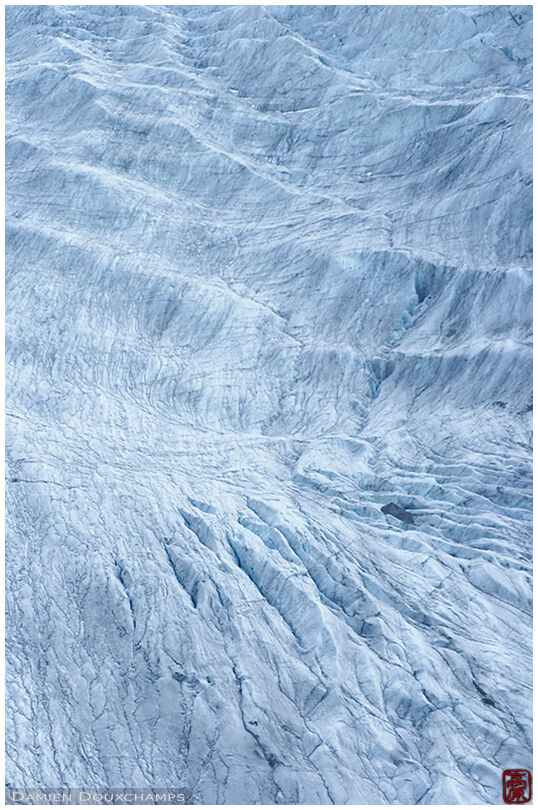 Blue hues on Glacier de Ferpecle
